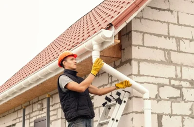 Pose et remplacement de gouttières à Rotangy