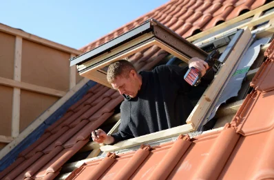 Pose de fenêtres de toit Velux à Rotangy